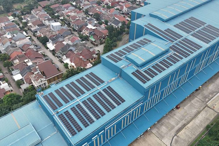  Panel Surya di Gudang Lazada Cimanggis, Depok, Jawa Barat
 