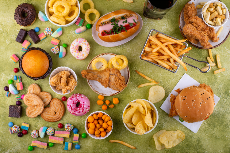 ilustrasi makanan ultra proses.