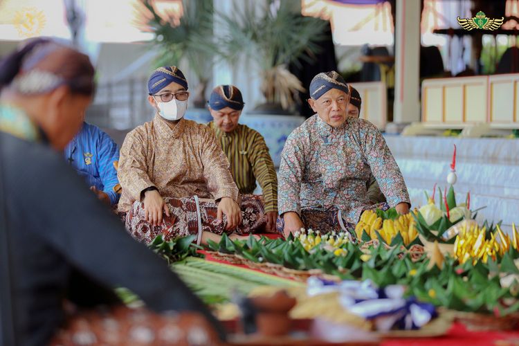 Dua rangkaian upacara Dhaup Ageng yakni Majang Tarub dan Majang Paserryan digelar Minggu kemarin, (7/1/2024)