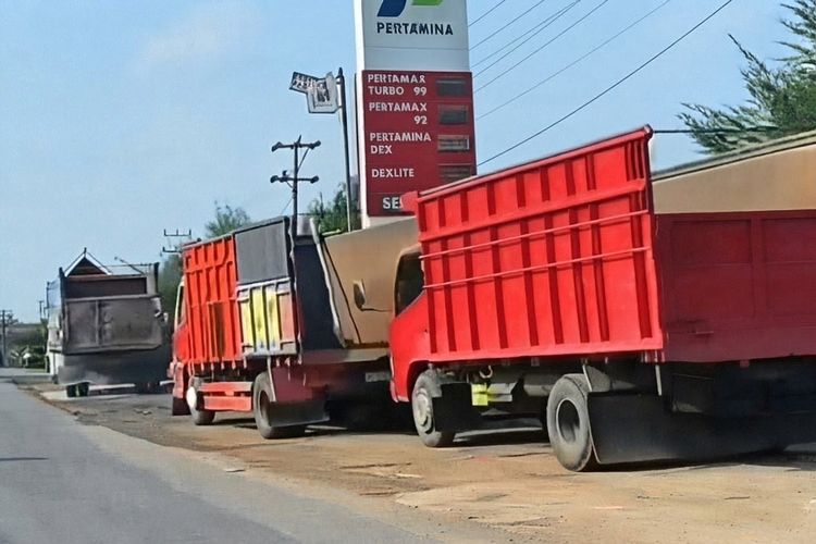 Bukan Cuma Truk Lampung, Kendaraan Luar Daerah Ikut Berburu Solar Subsidi