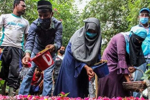 Terdampar di Aceh, 2 Warga Rohingya Meninggal dan 3 Orang Dirawat karena Sesak Napas