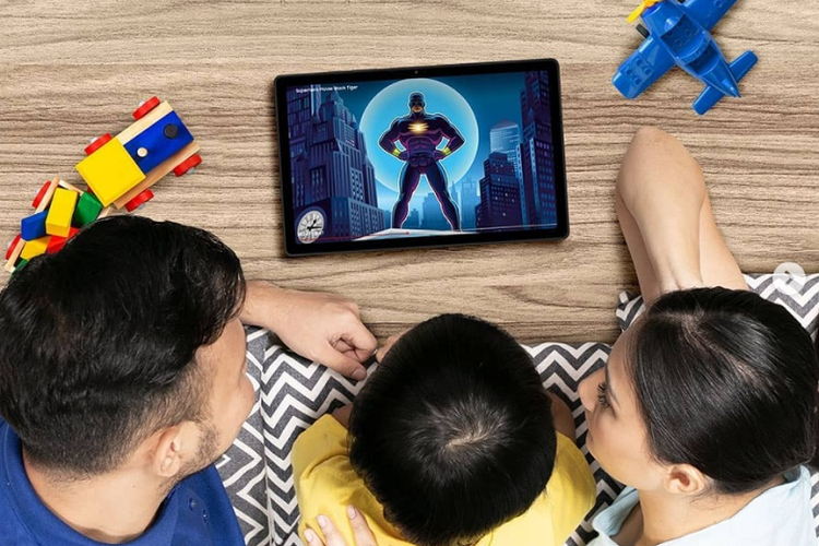 Menikmati tayangan bersama anak dengan Samsung Tab A7 