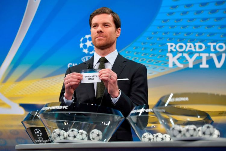 Xabi Alonso pada Undian 16 Besar Liga Champions, Senin (11/12/2017).