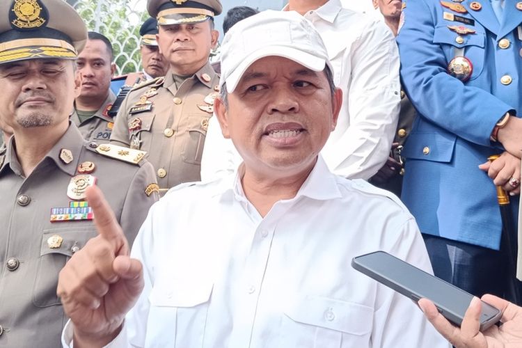 Dedi Mulyadi Tegas Tolak Usulan DPRD Jabar Reaktivasi SPP SMA/SMK Negeri, Sekolah Gratis Tetap Berlaku