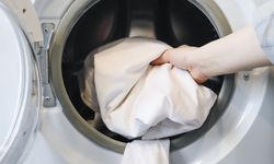 Baju Berlubang Setelah Dicuci? Bisa Jadi Ini Penyebabnya