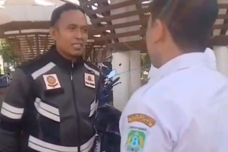 Viral Video Dugaan Asusila Pegawai Disdik Pasuruan di Mobil Dinas