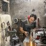 Cerita Perajin Logam di Sukabumi, Jelang Idul Adha Banjir Order Golok