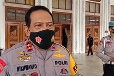 Polisi Salurkan Makanan dan Dirikan Dapur Umum untuk Korban Banjir di Kalsel