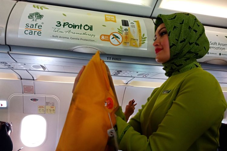 Pramugari Citilink yang berhijab