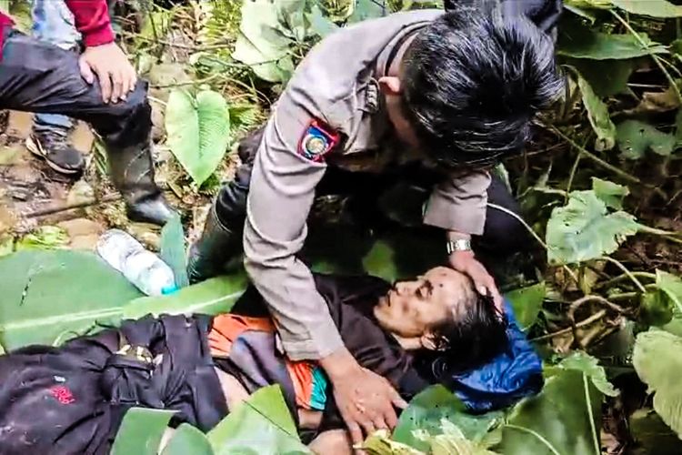 Hilang Sepekan di Kaki Gunung Burangrang, Perempuan 29 Tahun Ditemukan Terlentang di Parit Curam