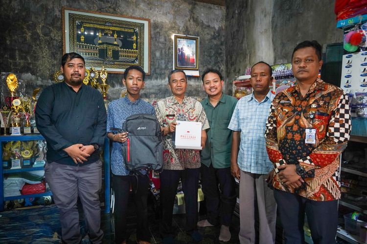 Avan Ferdiansyah Hilmi, siswa berprestasi asal SMA Negeri 1 Ponorogo tembus ITB lewat jalur SNBP 2025.