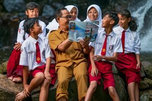 Melacak Sebab Turunnya Minat Anak Muda untuk Jadi Guru