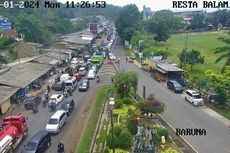 Wisatawan Serbu Pantai di Teluk Lampung, Lalu Lintas Macet