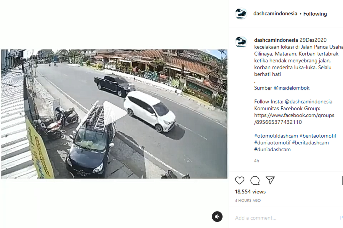 Potongan video mobil menabrak penyeberang jalan
