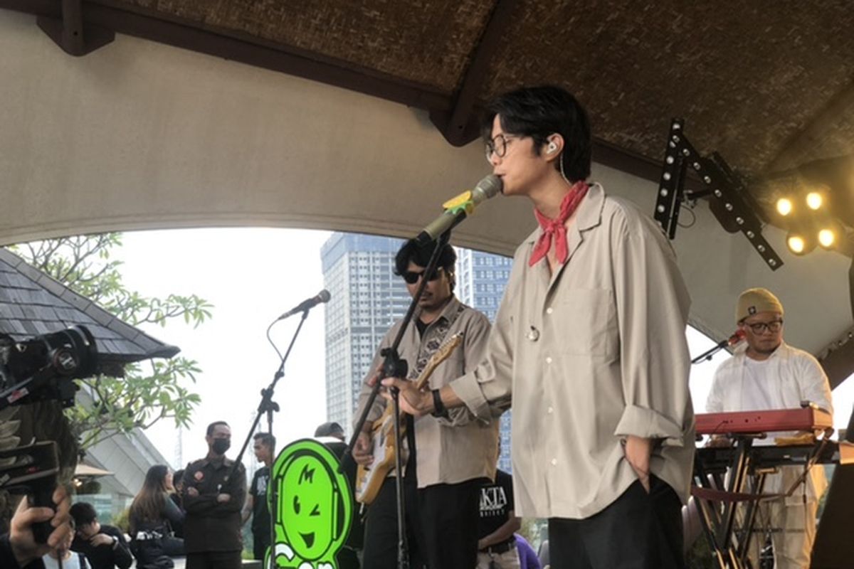 Dikta acara Chatime Sikasik bareng Gen Ok Track di Ubud Paradise, Living World Alam Sutera, Tangerang Selatan pada Minggu (9/4/2023)