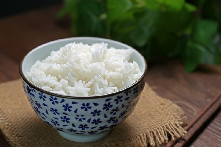 Ilustrasi nasi putih. Tak seperti biji-bijian lain, mengonsumsi nasi putih tidak mendukung proses penurunan berat badan.