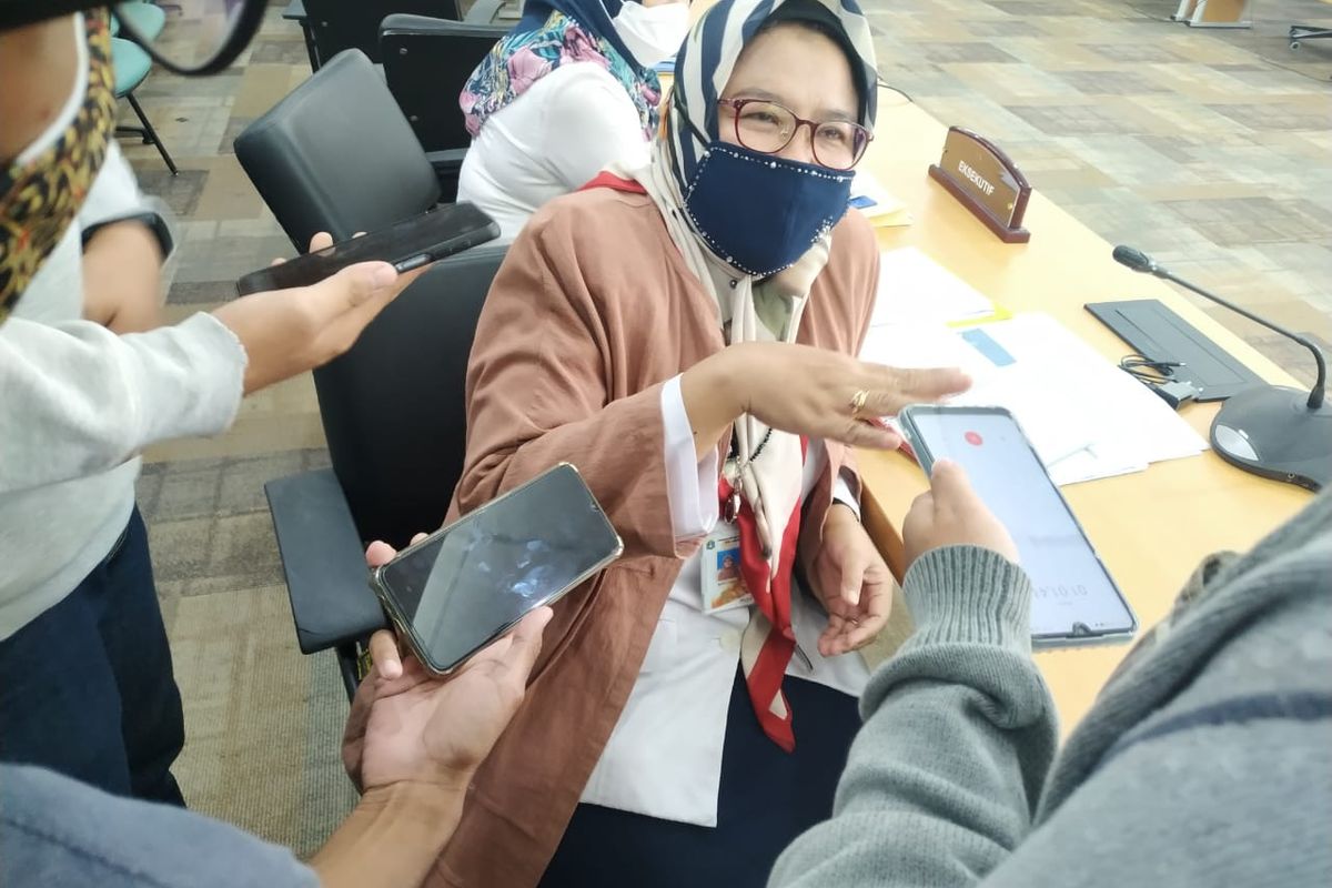Kepala Dinas Badan Kepegawaian Daerah (BKD) DKI Jakarta Maria Qibtya saat ditemui di Ruang Rapat Komisi A Gedung DPRD DKI Jakarta, Rabu (21/4/2021)