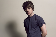 Lirik dan Chord Lagu Fire dari Jake Bugg