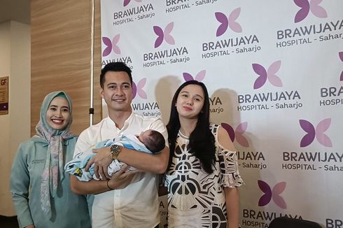 Kelahiran Anak Ketiga Eza Gionino dan Meiza Aulia