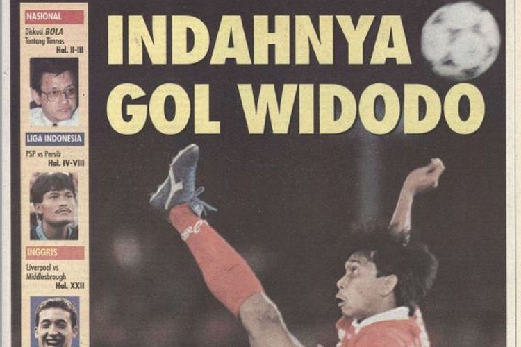 Aksi gol salto Widodo C. Putro ke gawang Kuwait pada laga penyisihan Grup A Piala Asia 1996, 4 Desember 1996.