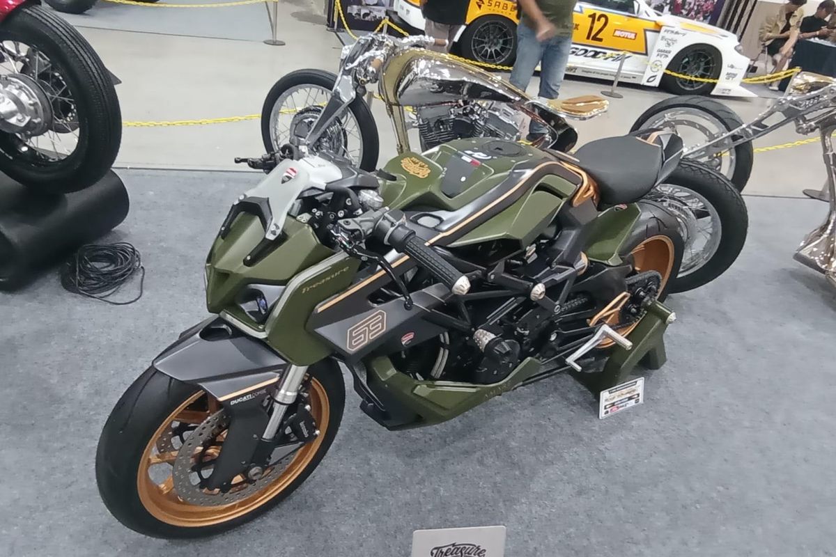 Ducati Mosnter 796 disulap menjadi motor kustom futuristik