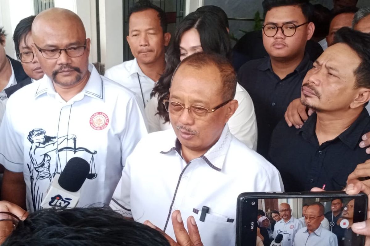 Cak Ji dalam keterangannya dalam pers konferens usai media dengan Jan Hwa Diana