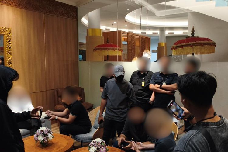 5 Fakta Buronan Interpol Kelas Kakap Ditangkap di Bandara Ngurah Rai Bali, Sembunyi di Toilet Pesawat Pribadi