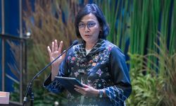 Sri Mulyani Perketat Pengawasan 'Shadow Economy', Sebut Tak Akan Bebani UMKM