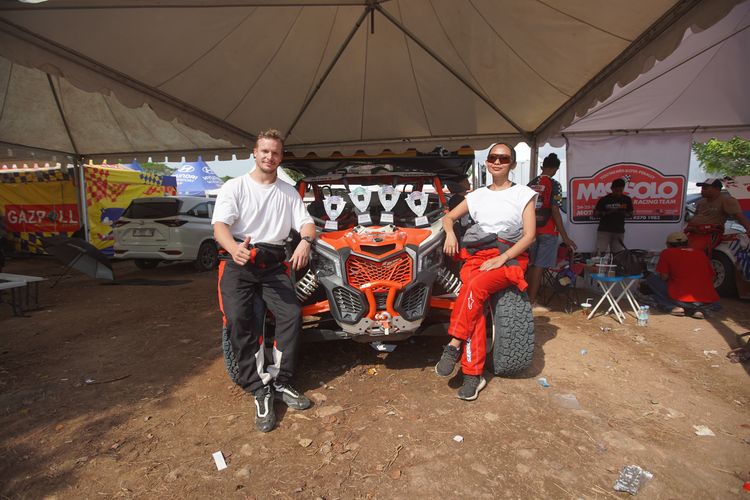 Pasangan Francois Touraille dan Paramitha Dwi S. Ikut Kejurnas Sprint Rally di Semarang