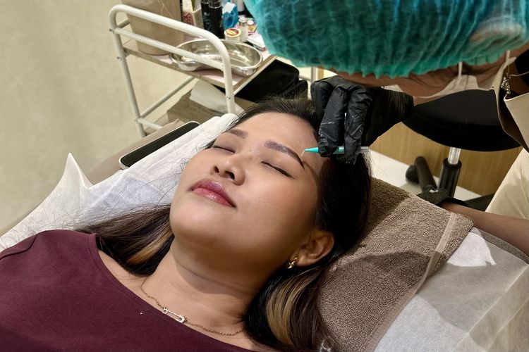 Alis Tipis Tak Lagi Jadi Masalah, Brow Bomber Bikin Tampilan Lebih Berisi