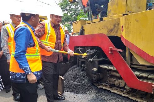 Pemkot Tegal Uji Coba Pengaspalan Jalan Berbahan Dasar Sampah Plastik