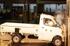 Pada Kecepatan Berapa Airbag Mobil Mengembang Saat Kecelakaan?