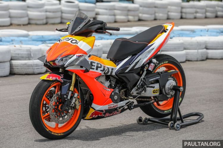 Honda RS150R replika motor MotoGP Honda RCV oleh Gang Tayar Besar (GTB) asal Malaysia