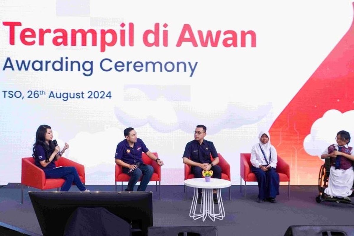 Dimulai pada Oktober 2023, program Terampil di Awan melibatkan lebih dari 250 siswa-siswi berkebutuhan khusus dan 120 guru dari berbagai sekolah luar biasa (SLB) di Jakarta dan sekitarnya. 