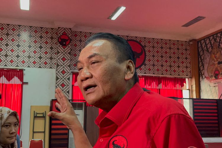 Bambang Wuryanto atau Bambang Pacul usai konferensi pers Apel Siaga Pemenangan Pileg dan Pilpres 2024 di kantornya, Panti Marhaen, Kamis (24/8/2023).