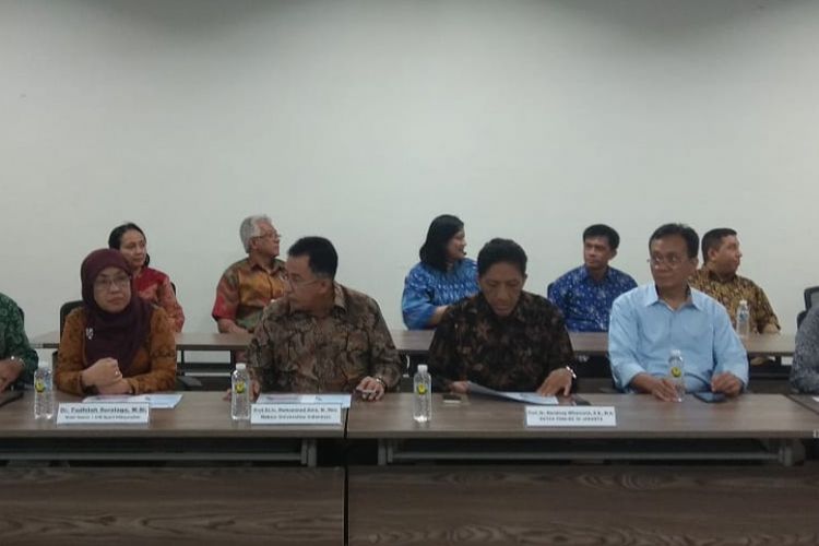 Konferensi Pers Panlok 30 Jakarta untuk SBMPTN 2018 diantaranya menyampaikan data jumlah peserta dan pilihan prodi favorit (8/5/2018) 