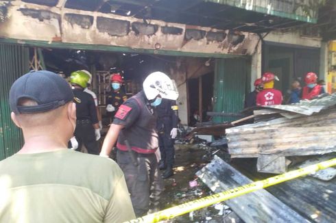 Tragedi Kebakaran Ruko di Surabaya, Korban Ditemukan Tewas Masih Peluk Guling