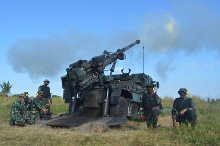 Alutsista Armed TNI AD dalam Latbantem terpadu TNI di Situbondo, Jawa Timur pada 2019.
