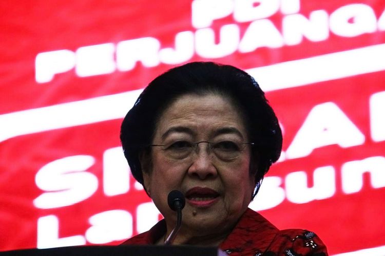 Ketua umum Partai PDI-P Megawati Soekarnoputri mengumumkan calon gubernur dan wakil gubernur untuk pilgub mendatang di Kantor DPP PDI-P, Jalan Diponegoro, Jakarta Pusat, Kamis (04/01/2018). Terdapat cagub dan cawagub untuk lima provinsi yang disiapkan, antara lain provinsi Sumatera Utara, Papua, Lampung, Nusa Tenggara Barat, dan Maluku Utara.