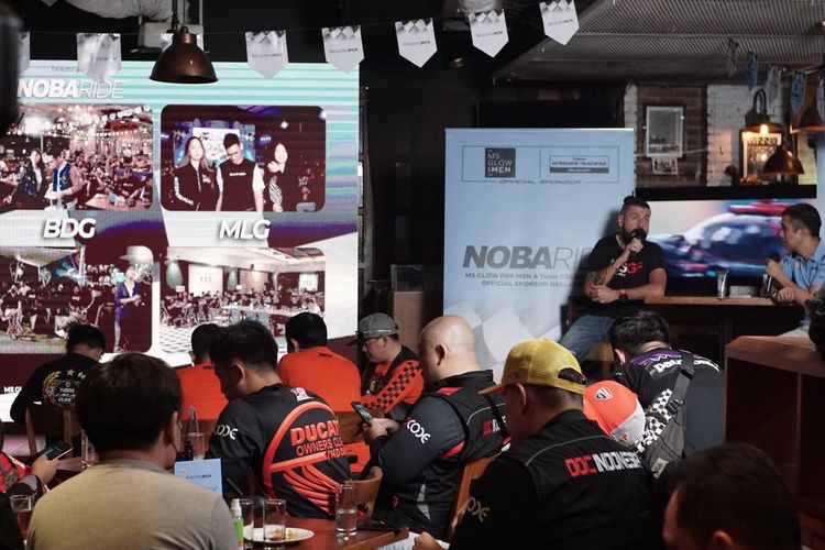 MS Glow For Men mengajak puluhan komunitas motor nonton bareng MotoGP Italia 2022, Minggu (29/5/2022).