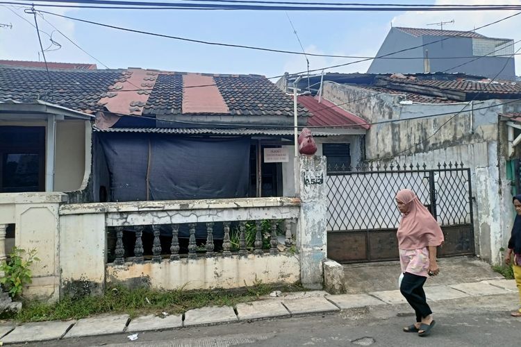 Sebagian Rumah di Taman Mangu Tangsel Mulai Ditinggalkan...