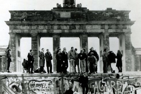 29 Tahun Setelah Diruntuhkan, Ini 5 Fakta Menarik Tembok Berlin