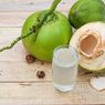 Tak Hanya Menyegarkan, Ini 4 Manfaat Minum Air Kelapa