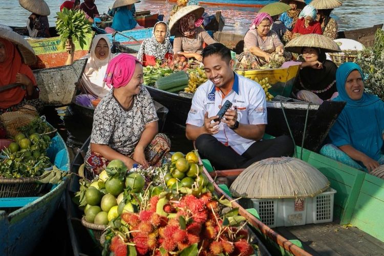 Kode Bank BCA ke BRI atau juga biasa disebut kode transfer Bank BCA ke BRI yang berlaku adalah 002.