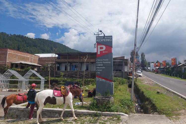 Rest Area Kopeng, Jawa Tengah.