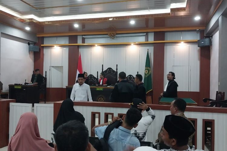Sidang Pledoi Guru Pukul Siswa di PN Sumbawa Rabu (1/11/23)