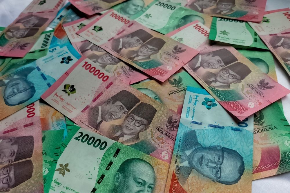 [POPULER MONEY] Rupiah Diramal Tembus Rp 16.200 Per Dollar AS | 5 Emiten Tebar Dividen Setelah Lebaran