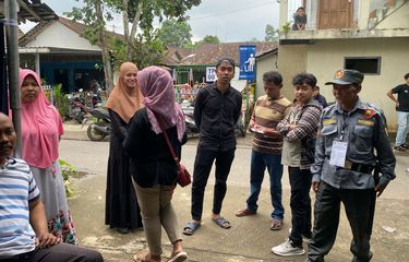 Dialog dalam bahasa Jawa disebut juga dengan pacelathon. 