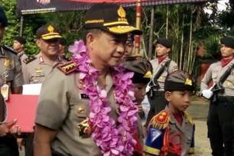 Kapolri Jenderal Polisi Tito Karnavian  saat tiba di Mapolda, Rabu (10/8/2016)