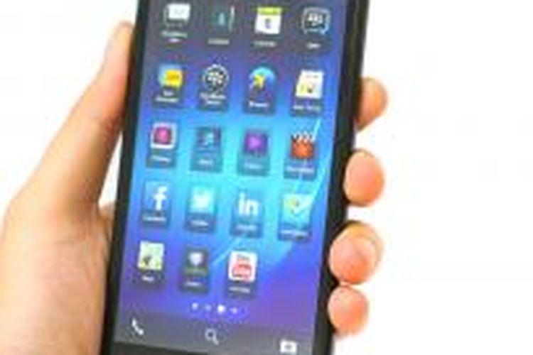 Tampak depan BlackBerry Z3